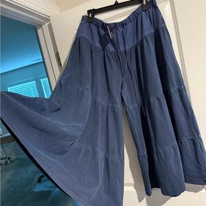 Free People Blue Wide-Leg Capris